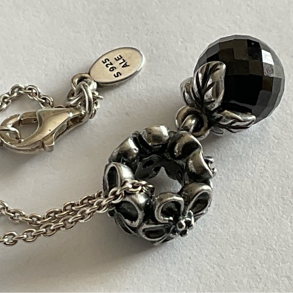 Pandora Silver Necklace with Black Onyx Bead Charm - Picture 4 of 5